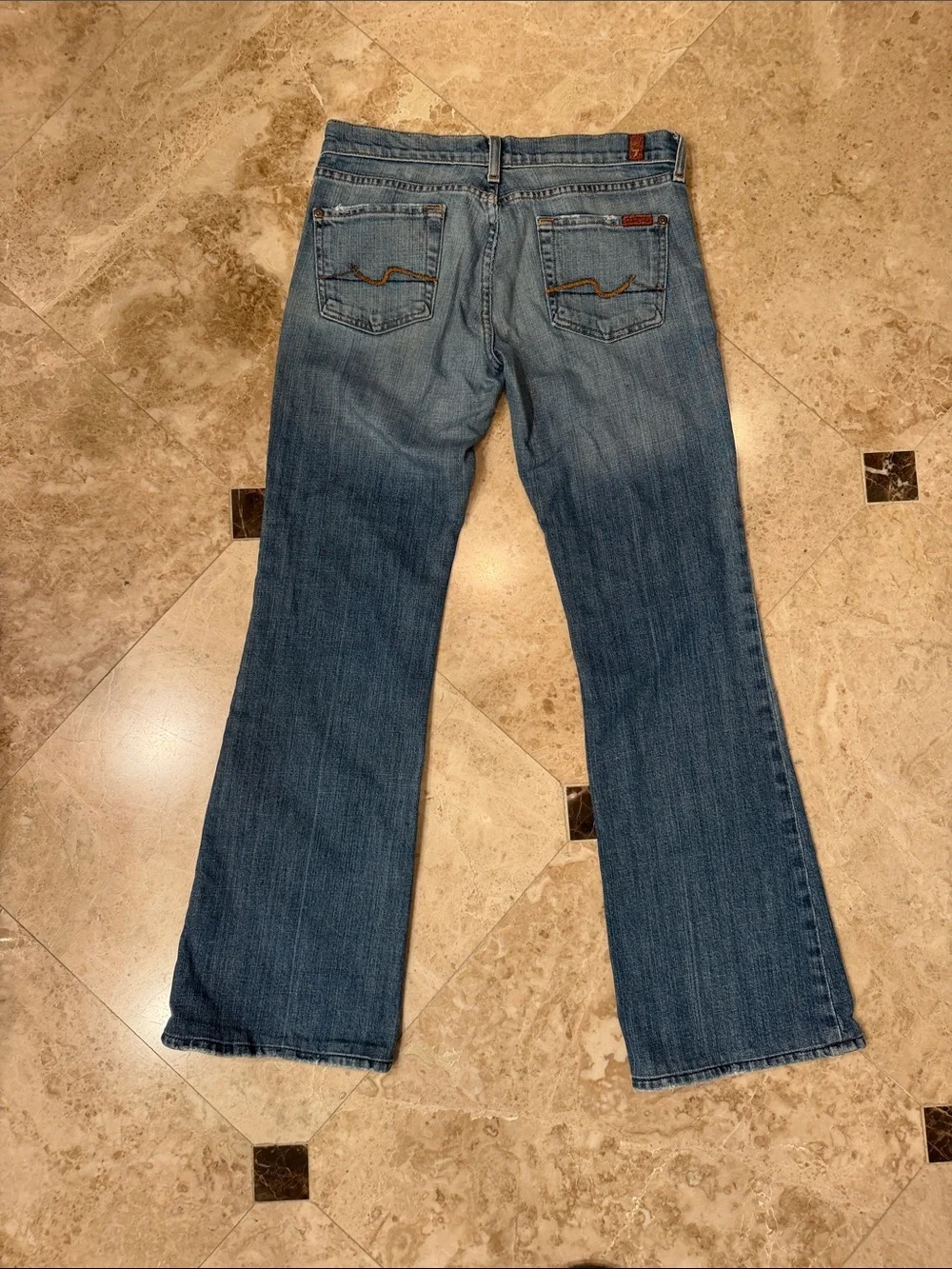 7 For All Mankind Women's Medium Blue Flare Jeans - Picture 2 of 9